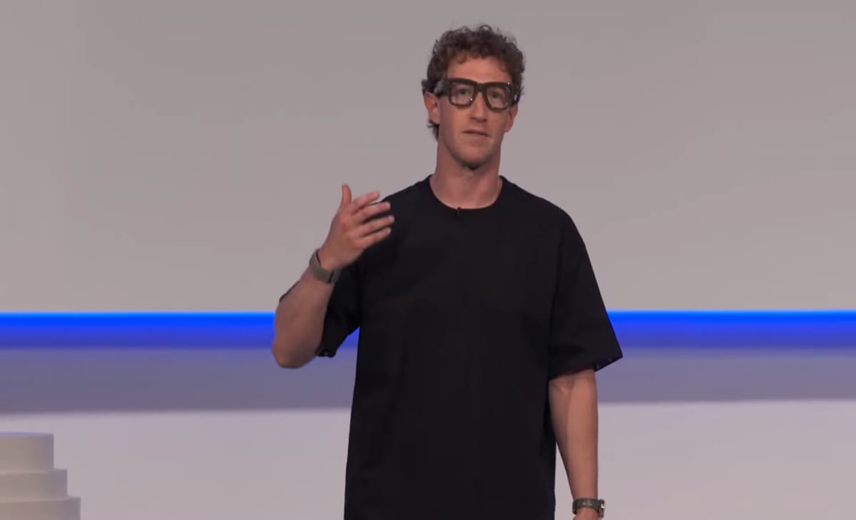 meta launches ai powered smart glasses display